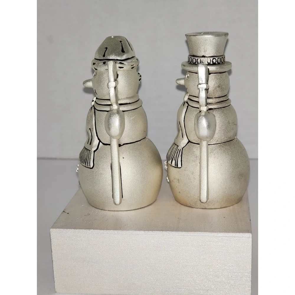 Vintage Godinger silver- plated Snowmen Salt and Pepper Shakers Christmas winter
